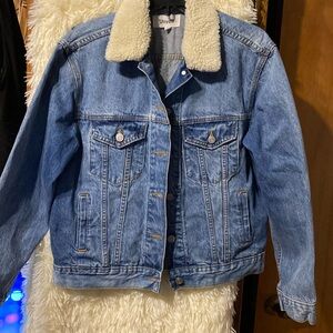 UNVEIL Sherpa Collar Denim Trucker Jacket Women’s Size L.